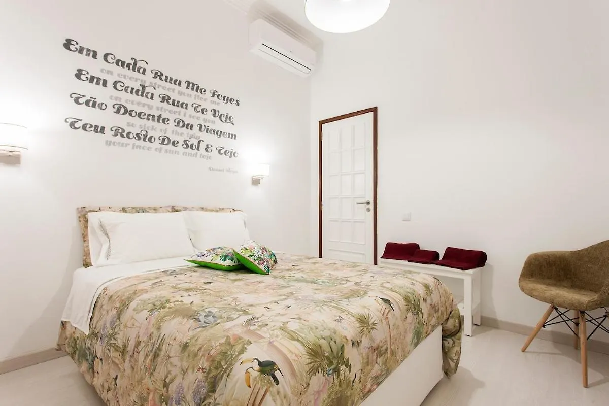 Ginjinha House - 4 Rooms - Bairro Alto - With Ac! Lissabon 3*,